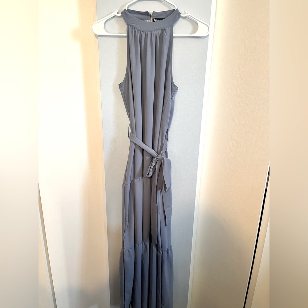 Pretty Garden Chic women’s size small maxi dress